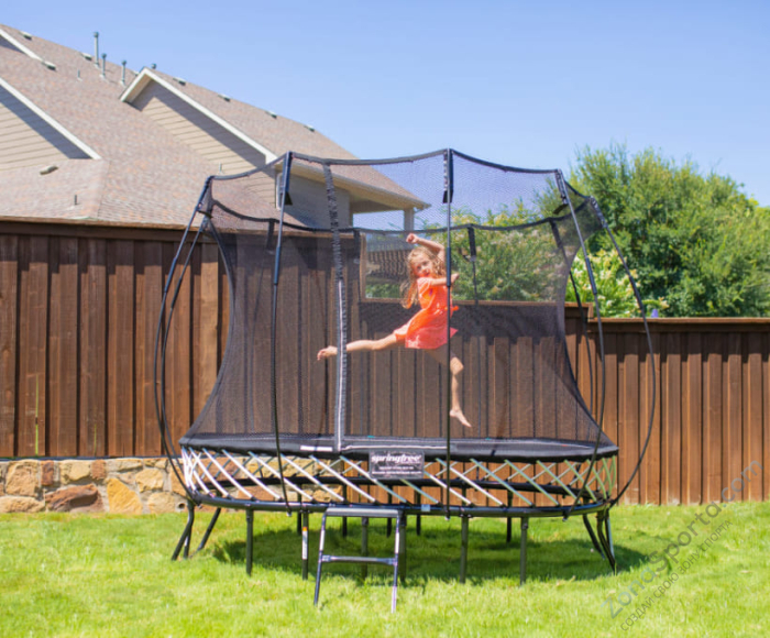 Батут овальный Springfree O47