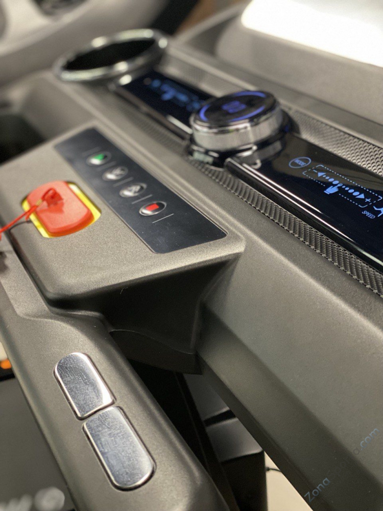 Беговая дорожка Altezani ALS 1440